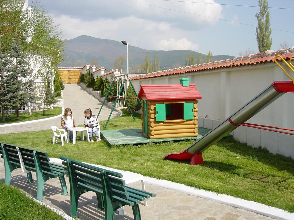 Markita Hotel Velingrad Buitenkant foto