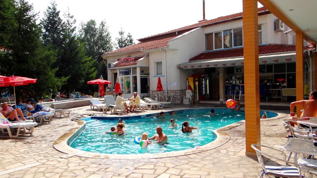 Markita Hotel Velingrad Buitenkant foto