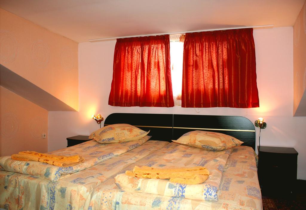 Markita Hotel Velingrad Kamer foto