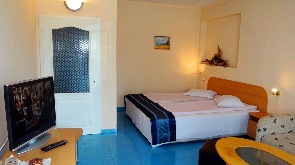 Markita Hotel Velingrad Kamer foto